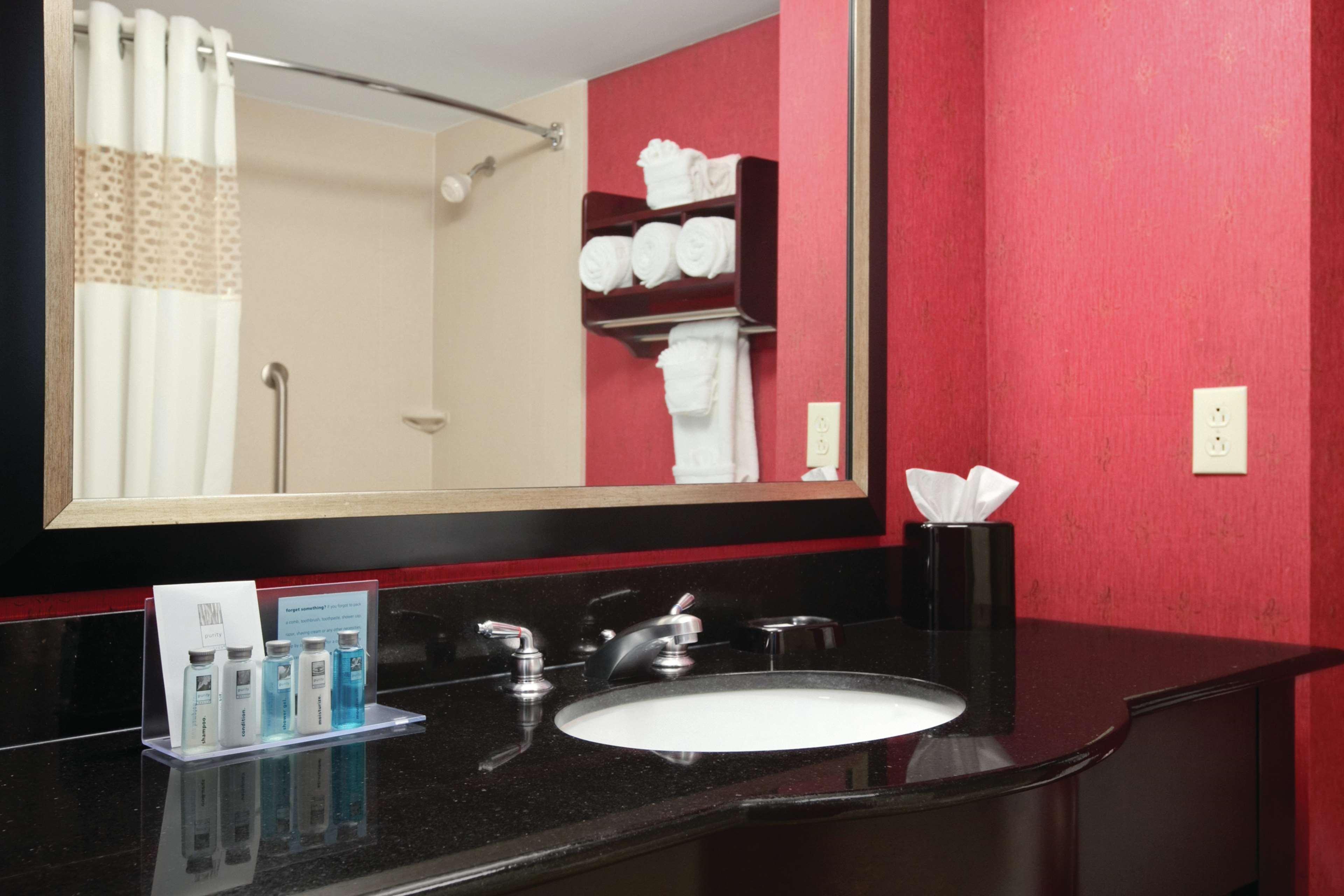 Hampton Inn & Suites Millington Pokoj fotografie