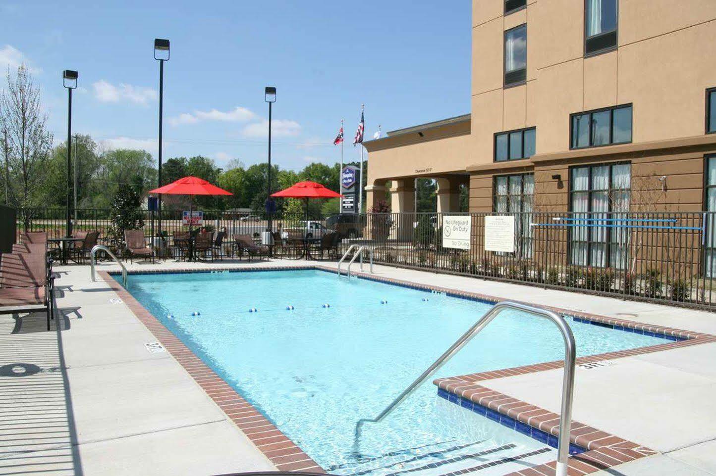 Hampton Inn & Suites Millington Exteriér fotografie